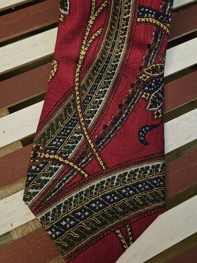 Men's Vintage Red Paisley 100%  Silk Tie with Gold & Navy Detail